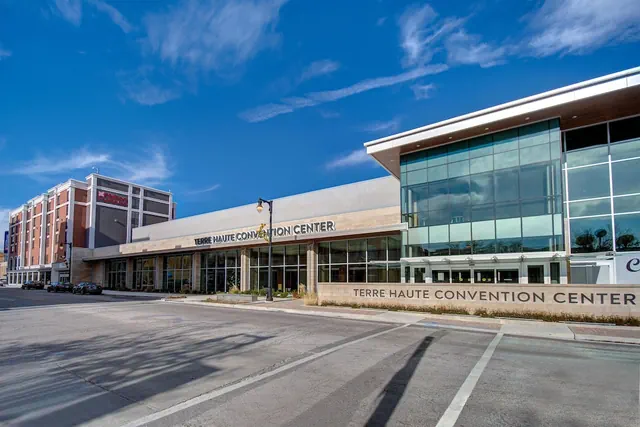 Photo 1 - Hilton Garden Inn Terre Haute