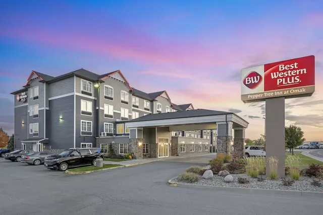 Photo 1 - Best Western Plus Peppertree Inn At Omak