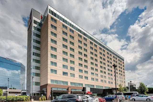 Photo 1 - Hilton Minneapolis/Bloomington