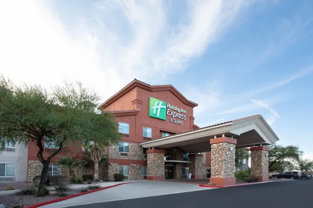 Photo 1 - Holiday Inn Express & Suites Tucson by IHG