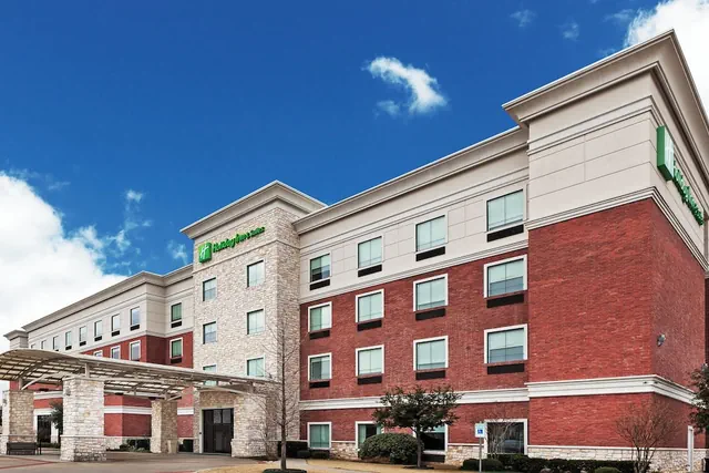 Photo 1 - Holiday Inn & Suites McKinney - N Allen by IHG