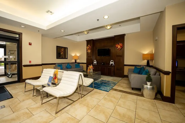 Photo 1 - Holiday Inn Express & Suites Deer Park by IHG