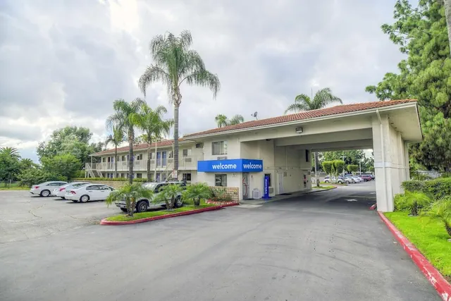 Photo 1 - Motel 6 Chino, CA - Los Angeles Ontario