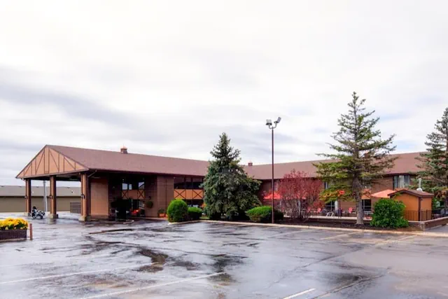 Photo 1 - Foothills Inn