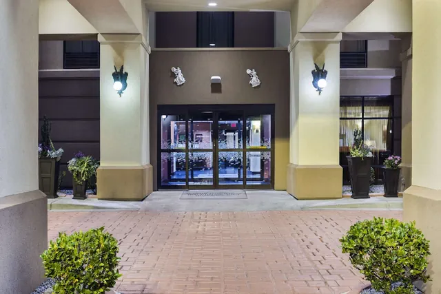 Photo 1 - Hampton Inn Hinesville