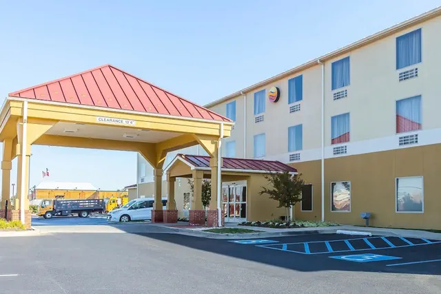 Photo 1 - Comfort Inn Frederick - Ballenger Creek