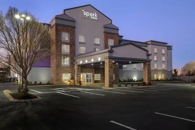 Photo 1 - Spark by Hilton Murfreesboro