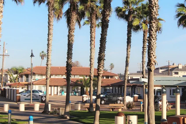 Photo 1 - Los Bungalows