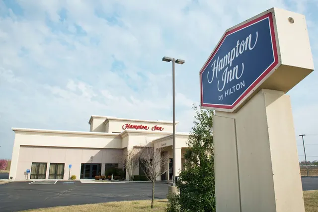 Photo 1 - Hampton Inn Lebanon