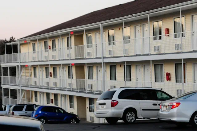Photo 1 - Whispering Hills Inn