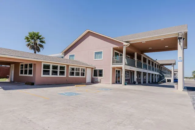 Photo 1 - Quality Inn Rockport on Aransas Bay