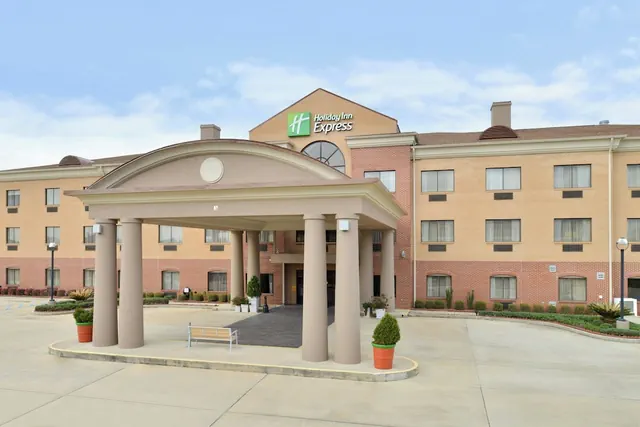 Photo 1 - Holiday Inn Express Clanton by IHG