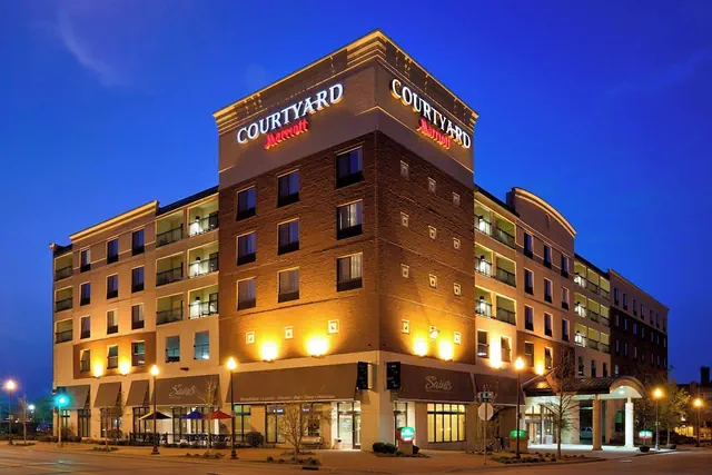 Photo 1 - Courtyard by Marriott Rochester Mayo Clinic Area/Saint Marys