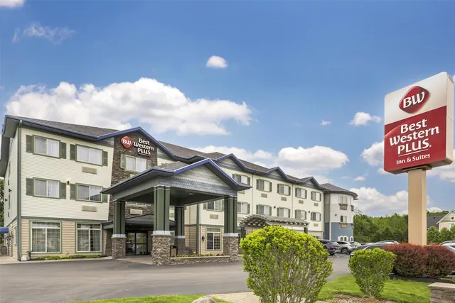 Photo 1 - Best Western Plus Vineyard Inn & Suites