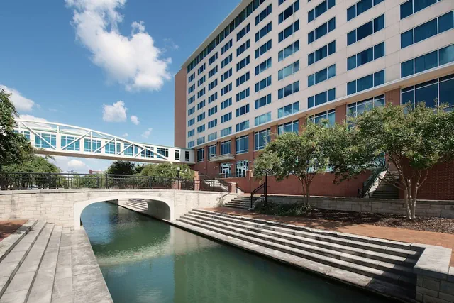 Photo 1 - Embassy Suites by Hilton Huntsville