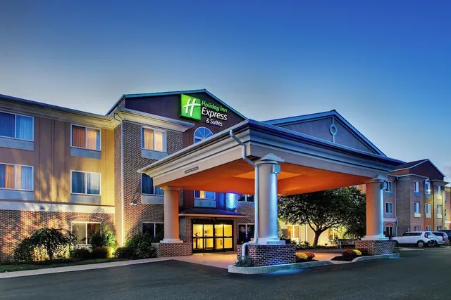 Photo 1 - Holiday Inn Express Hotel & Suites Lancaster-Lititz by IHG