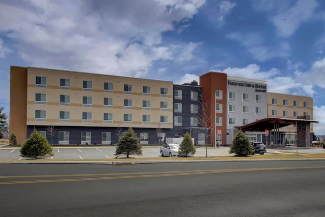Photo 1 - Fairfield Inn & Suites by Marriott Allentown West