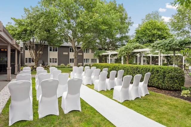 Photo 1 - Delta Hotels by Marriott Burlington