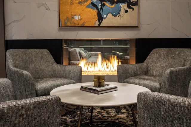 Photo 1 - Holiday Inn Boston Logan Airport - Chelsea by IHG