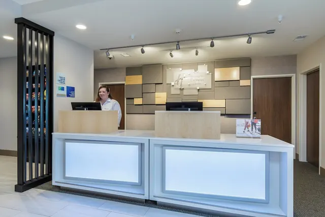 Photo 1 - Holiday Inn Express & Suites - South Bend Casino by IHG