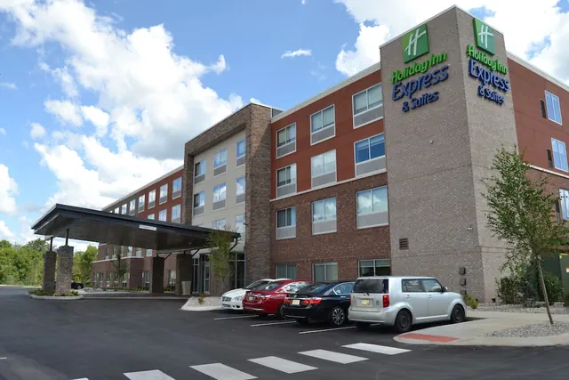Photo 1 - Holiday Inn Express & Suites Goodlettsville N - Nashville by IHG