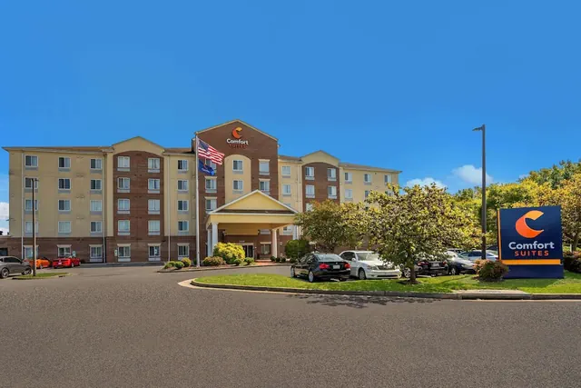 Photo 1 - Comfort Suites Suffolk - Chesapeake