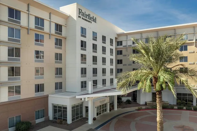 Photo 1 - Fairfield Inn & Suites Phoenix Chandler / Fashion Center