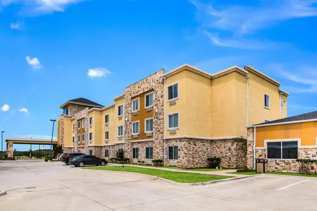 Photo 1 - Baymont by Wyndham Mineral Wells