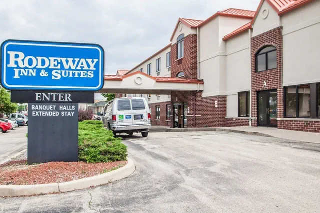 Photo 1 - Rodeway Inn & Suites Milwaukee Airport