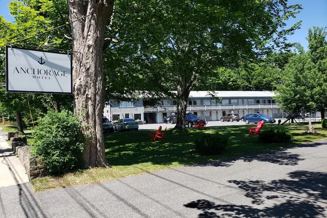 Photo 1 - Anchorage Motel