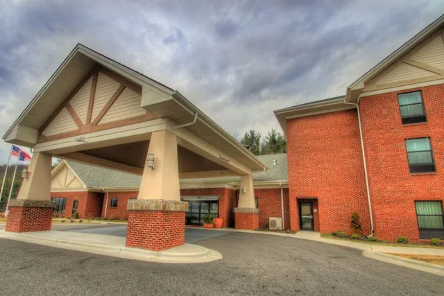 Photo 1 - Holiday Inn Express West Jefferson by IHG