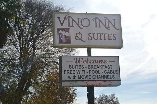 Photo 1 - Vino Inn & Suites
