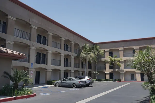 Photo 1 - Harbor Inn & Suites