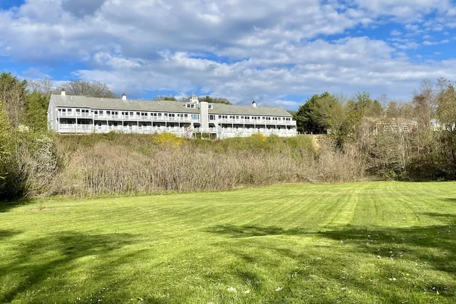 Photo 1 - North Conway Mountain Inn