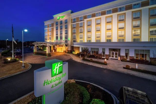 Photo 1 - Holiday Inn & Suites Memphis - Wolfchase Galleria by IHG