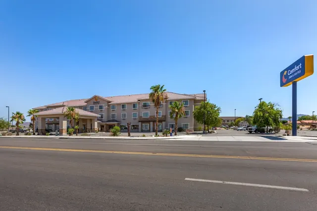 Photo 1 - Comfort Inn & Suites Yuma I-8