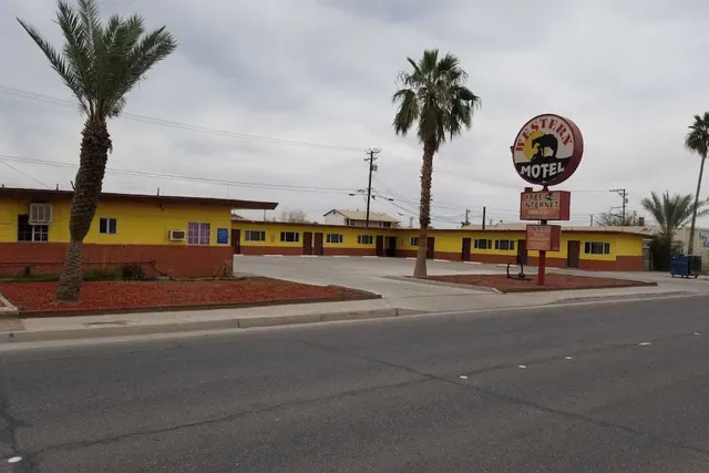 Photo 1 - Western Motel
