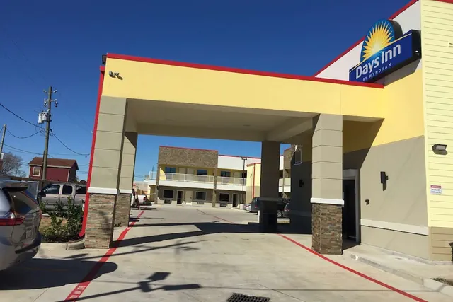 Photo 1 - Days Inn by Wyndham Freeport