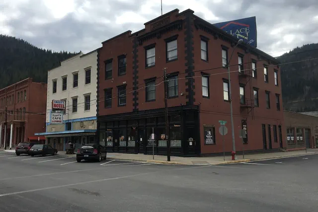 Photo 1 - Historic Jameson
