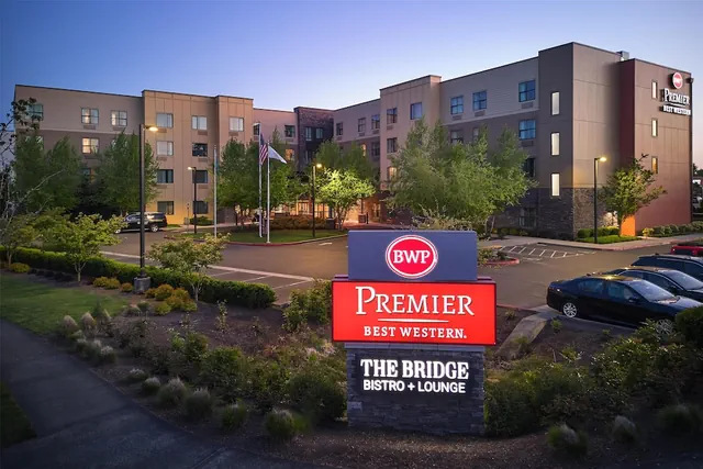 Photo 1 - Best Western Premier Hotel at Fisher's Landing