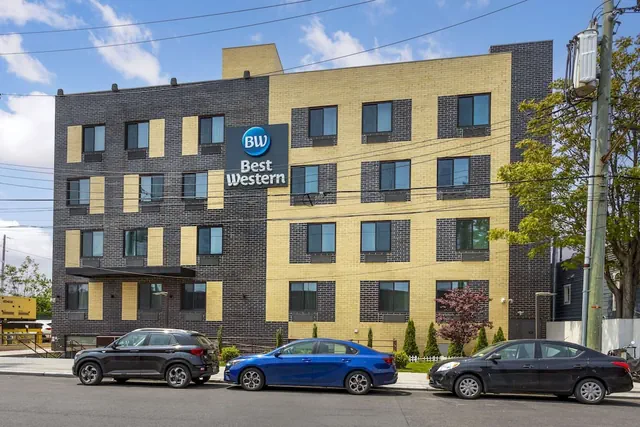 Photo 1 - Best Western Brooklyn-Coney Island Inn