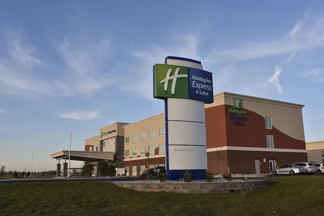 Photo 1 - Holiday Inn Express & Suites Madisonville by IHG