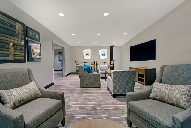 Photo 1 - Staybridge Suites Sterling Heights - Detroit by IHG