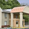 Photo 1 - Howard Johnson Hotel & Suites by Wyndham Allentown/Dorney