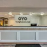 Photo 3 - OYO Townhouse Tulsa Woodland Hills