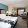 Photo 9 - La Quinta Inn & Suites by Wyndham Savannah Airport - Pooler